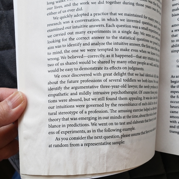 π2/$30π 3 Random Mix Books - Never Read - Picture 11 of 12